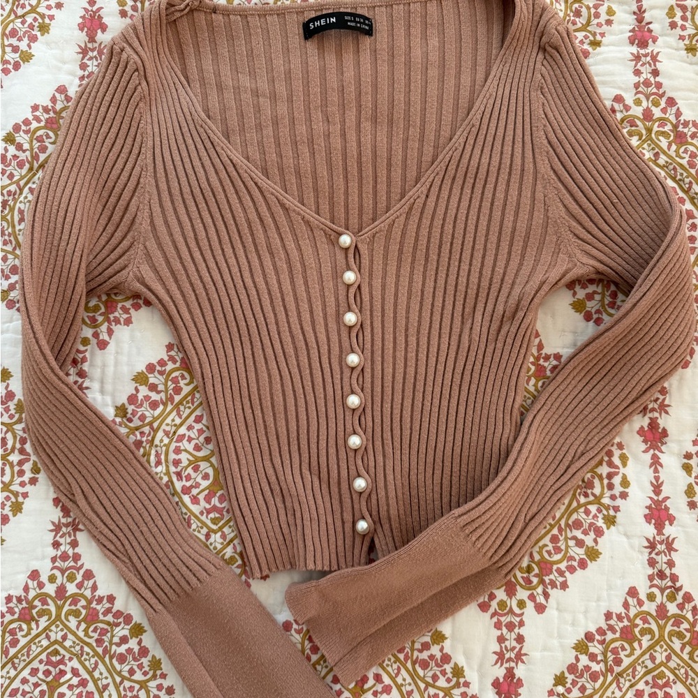 SHEIN Ribbed Knit Top in Warm Brown